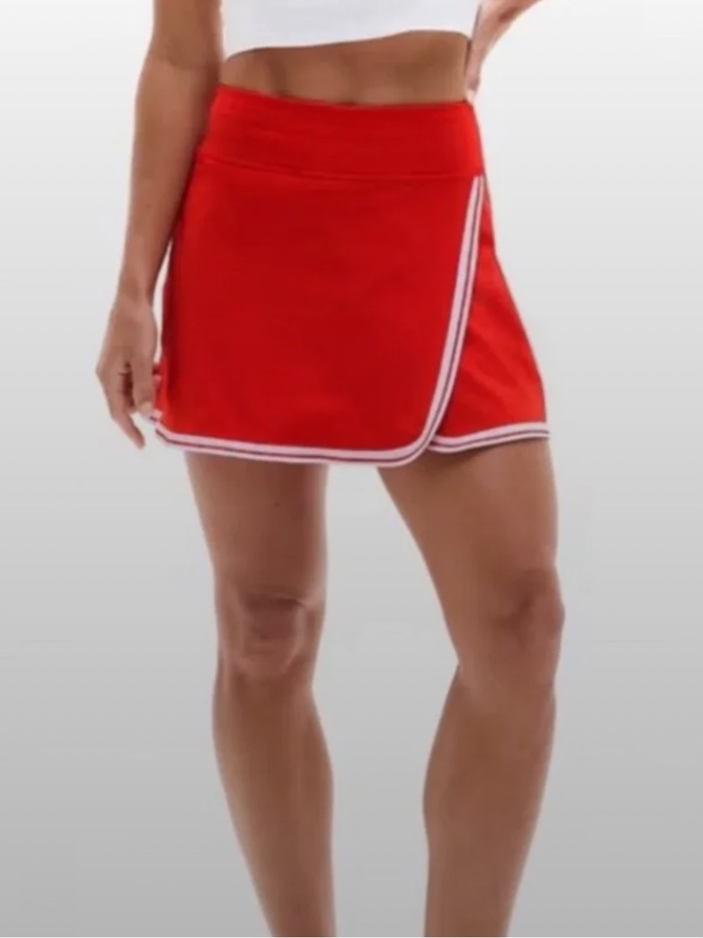 Athleta Crosscourt High Rise Tipped Skort Red Cardinal /White Size M Tennis